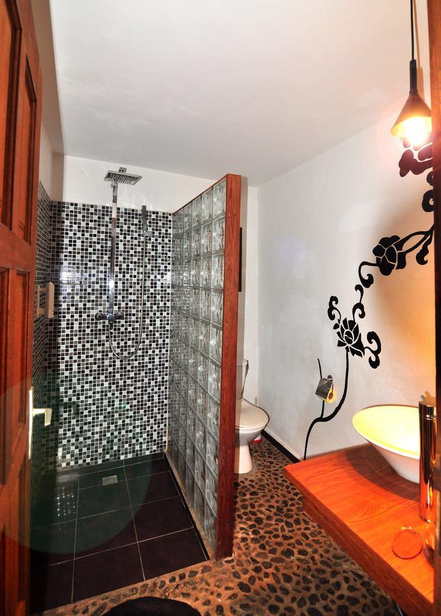 Rova Hotel Antananarivo Eksteriør bilde