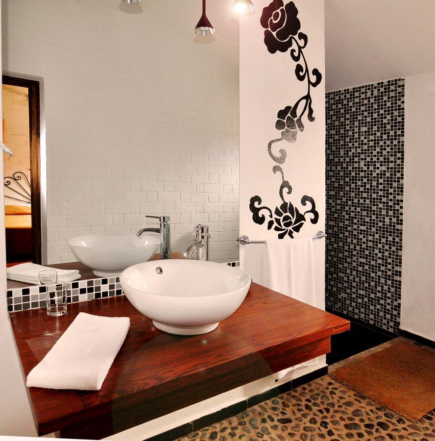 Rova Hotel Antananarivo Eksteriør bilde