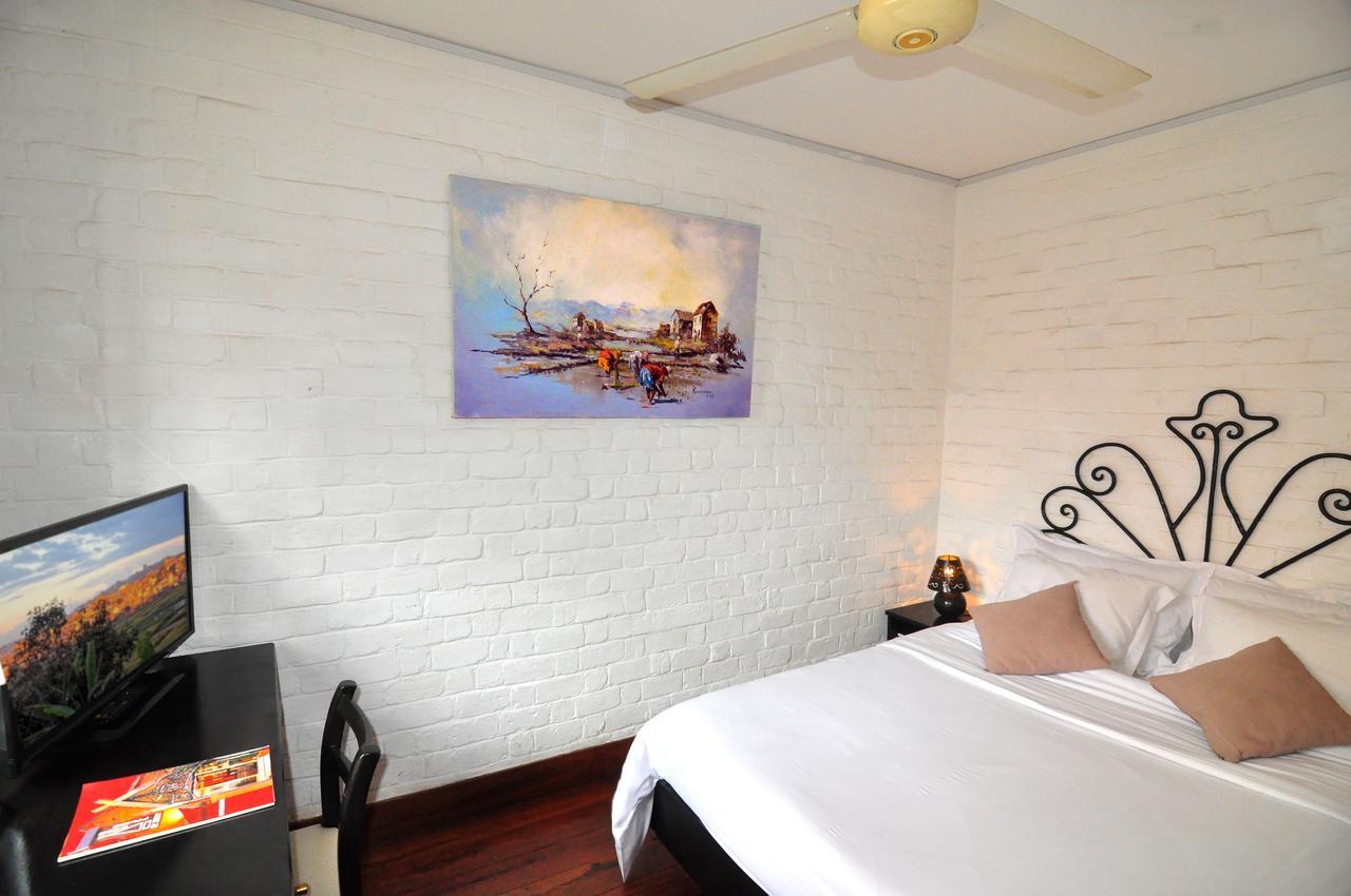 Rova Hotel Antananarivo Eksteriør bilde